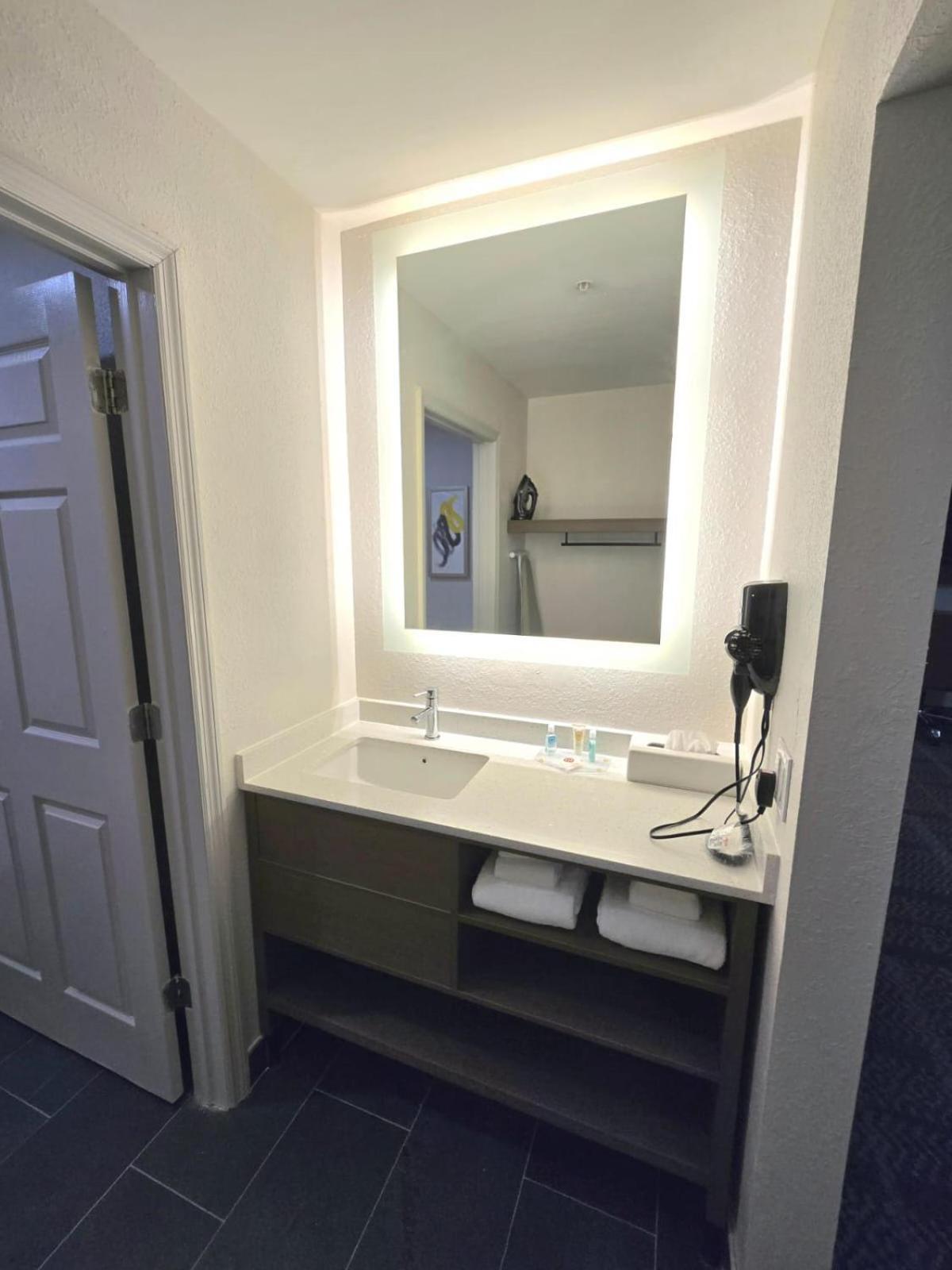 Comfort Inn & Suites Savannah Zewnętrze zdjęcie